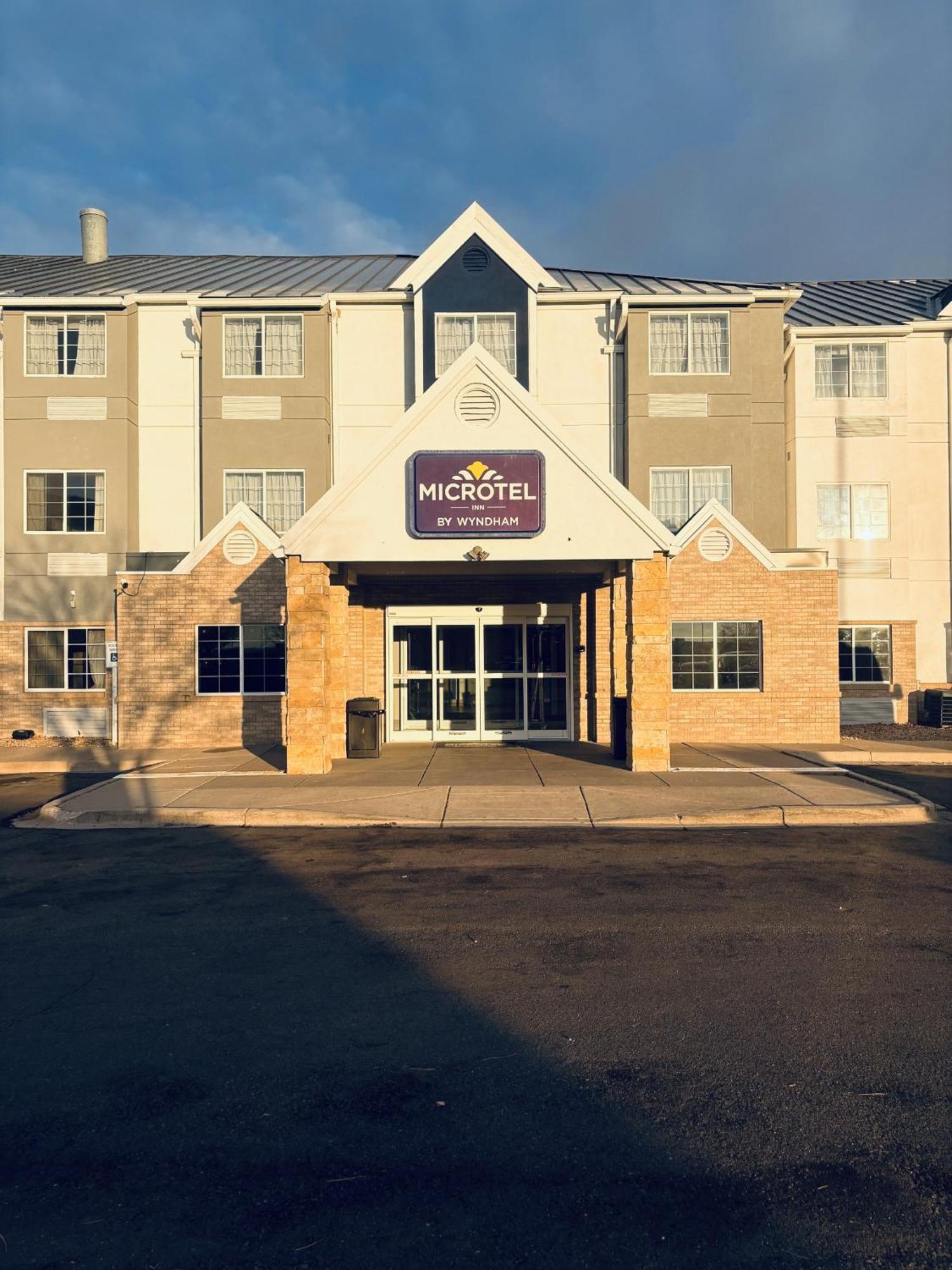 Microtel Inn & Suites By Wyndham Denver Airport Luaran gambar